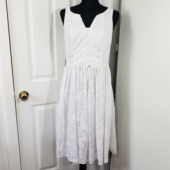 Rabbit Rabbit Designs | Sleeveless Dress | Paisley - Picture 1 of 3